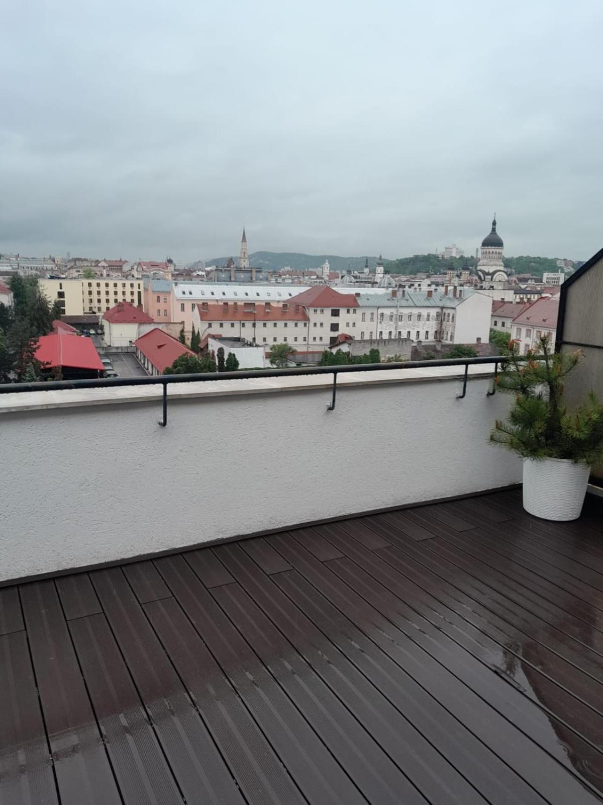 Appartamento Cristinco Panoramic Cluj-Napoca Esterno foto